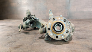 Steering Knuckles - 02m 6 spd