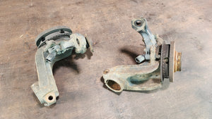 Steering Knuckles - 02m 6 spd