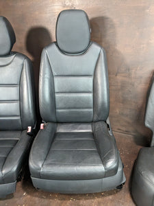 Seats - Leather - Cayenne