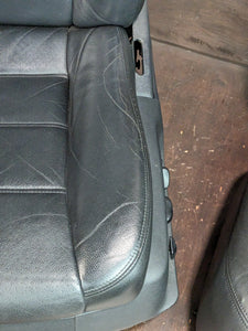 Seats - Leather - Cayenne