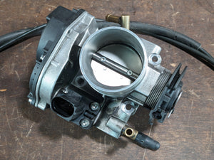 Throttle Body - AEG - 2.0 8v