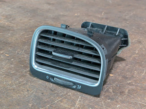 Vent - Passenger - mk6 Golf/GTI