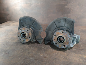 Steering Knuckles - 02m 6 spd