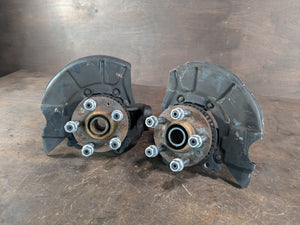 Steering Knuckles - 02m 6 spd - Stud Conversion