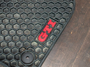 Floor Mats - Rubber Front - mk5 GTI