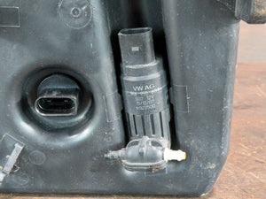 Washer Fluid Reservoir - mk5 R32