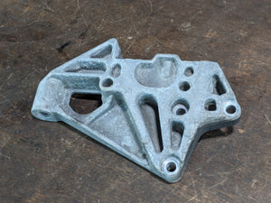 Engine Mount Bracket - 3.2L vr6 - mk5 R32