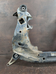 Subframe - Front - W8 Passat