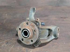 Steering Knuckles - 02m 6 spd